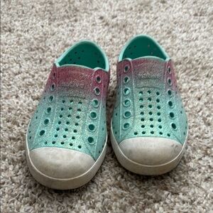 Kids Native Gradient Jefferson shoes - Teal and Pink